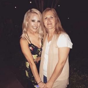 Meet your Posher, Deanna